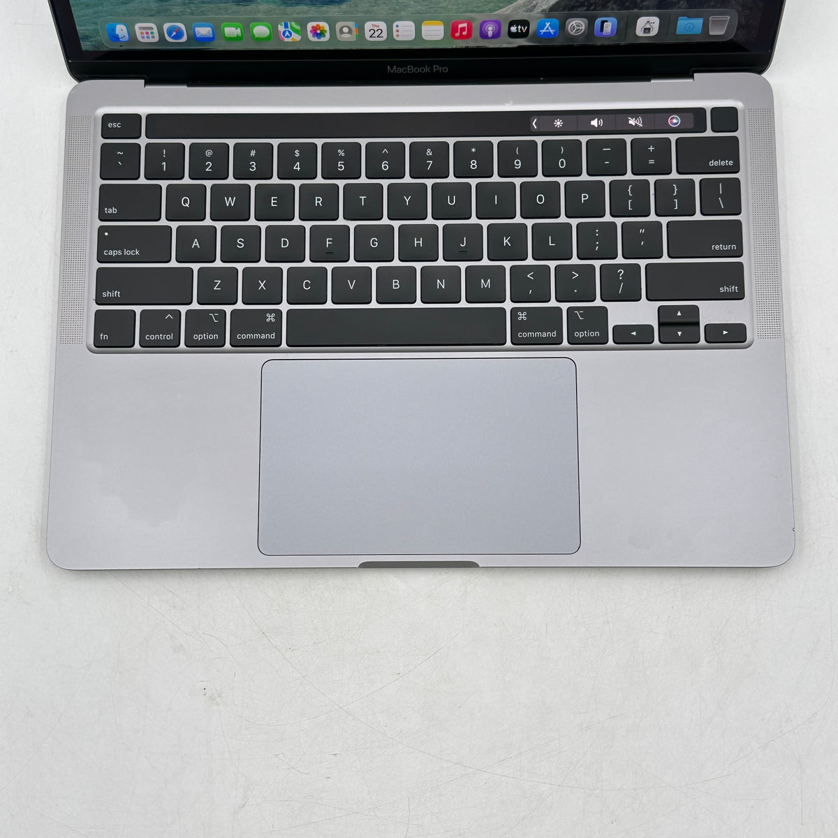 2020 Apple MacBook Pro 13.3" i7 2.3GHz 32GB RAM 2TB SSD Space Gray A2251