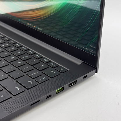 Razer Blade 14 RZ09-0530 14" Ryzen AI 9 365 64GB RAM 2TB SSD GeForce RTX 5070