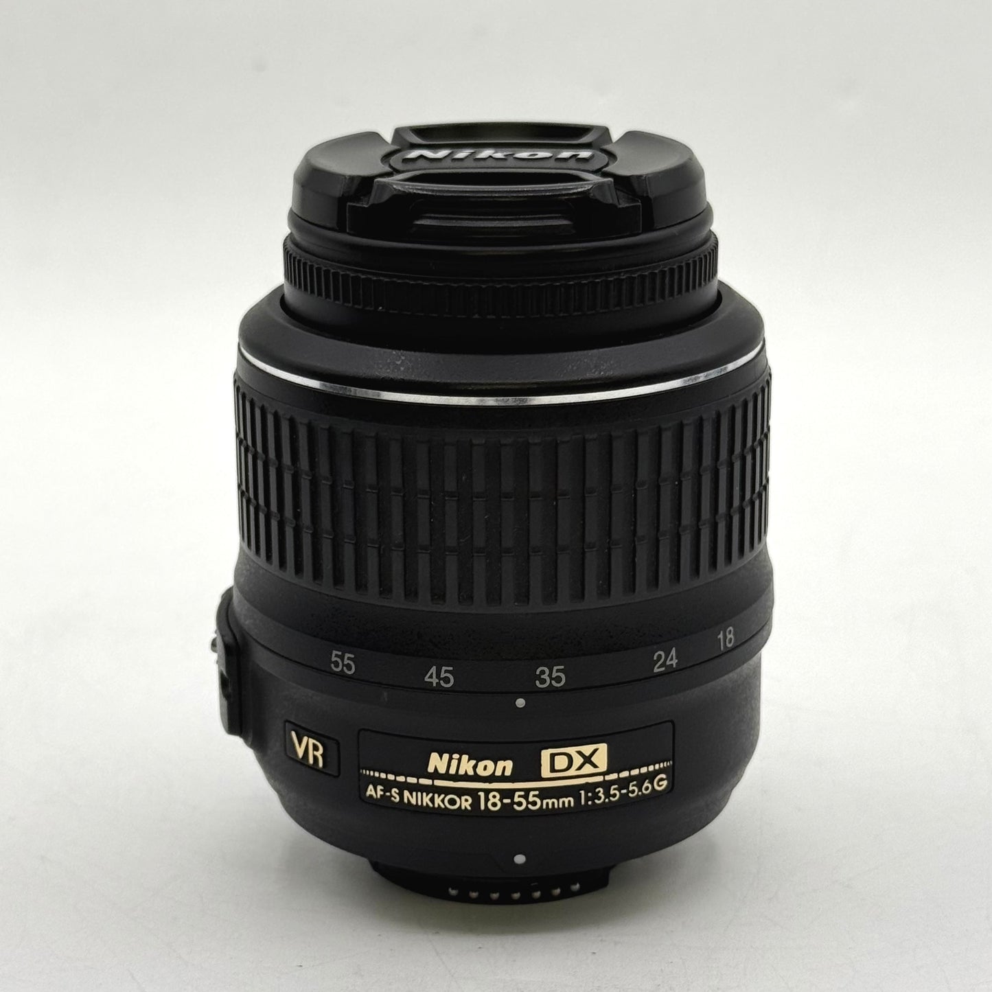 Nikon AF-S DX NIKKOR 18-55mm f/3.5-5.6 DX VR Standard Zoom Lens For F-Mount