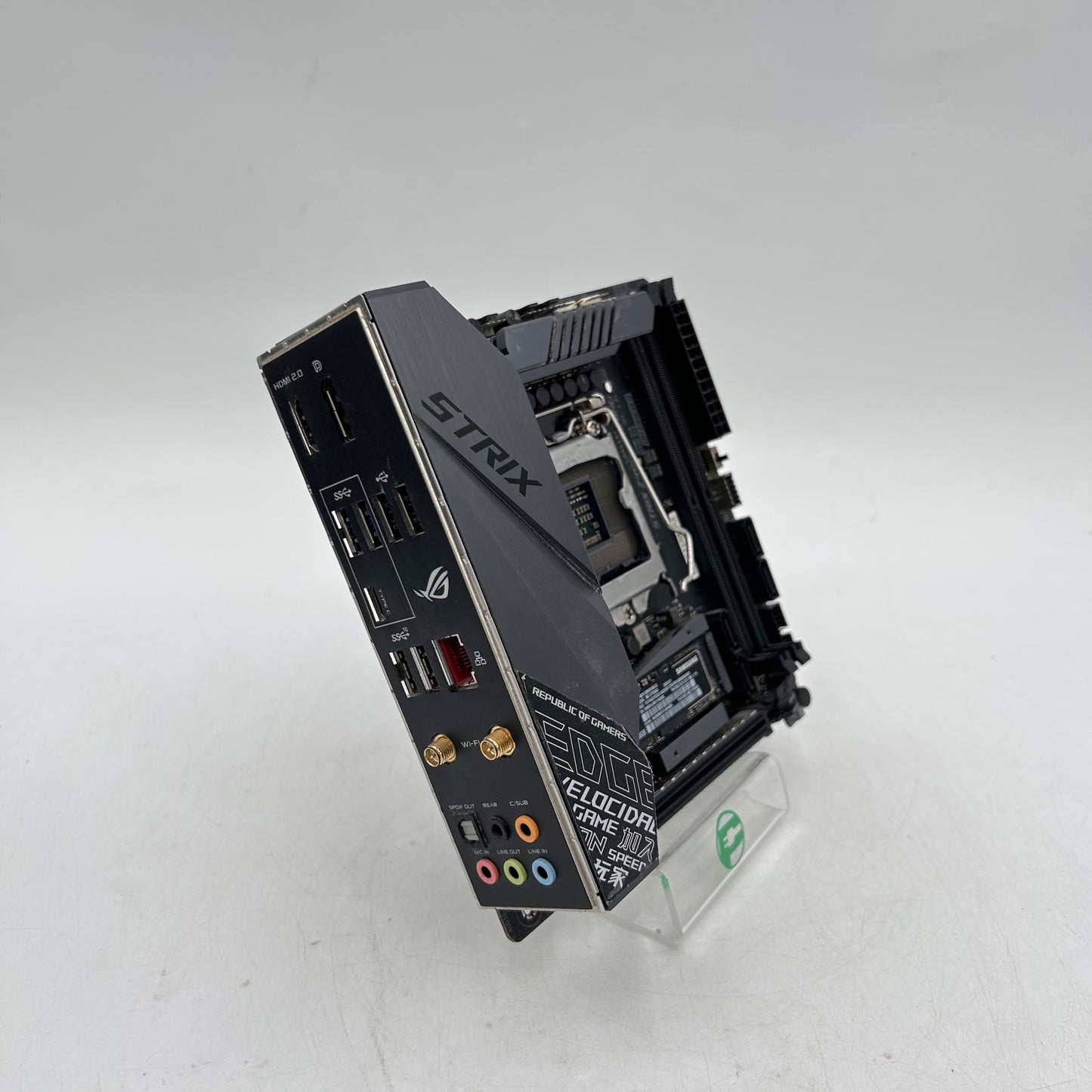 Asus ROG Strix Z390-I Gaming + Samsung 970 EVO Plus  500GB SSD Combo Read