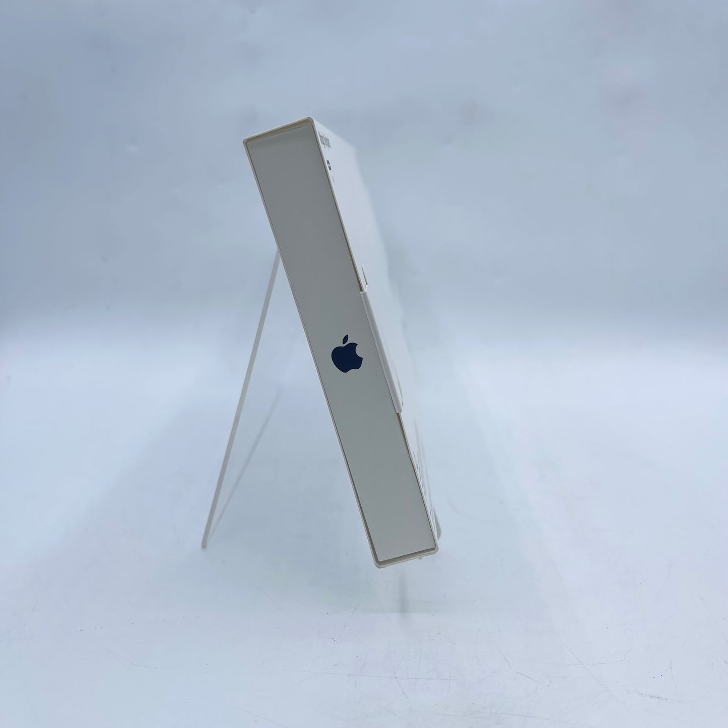 New Apple Magic Keyboard A3203 Silver