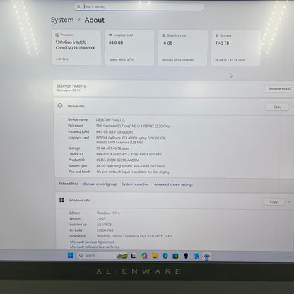 Alienware M18 R1 18" i9-13980HX 2.2GHz 64GB RAM 8TB SSD GeForce RTX 4090 Read