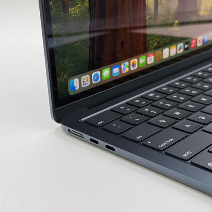 2025 Apple MacBook Air 13" M4 8C GPU 4.5GHz 16GB RAM 256GB SSD A3240