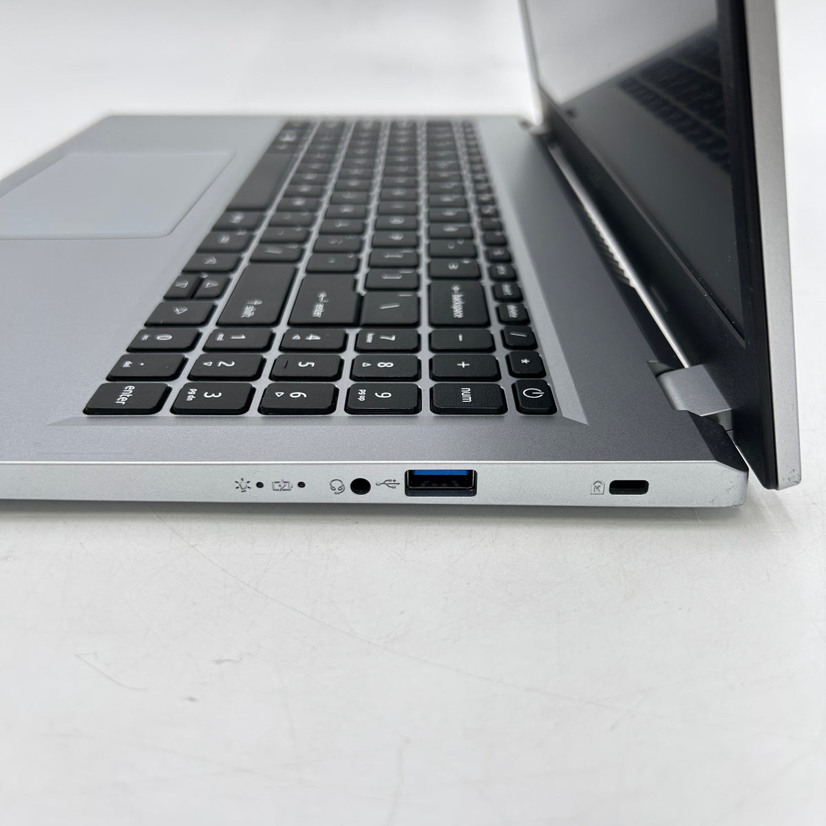Acer Aspire 3 A315-24P 15.6" Ryzen 3 7320U 2.4GHz 8GB RAM 128GB SSD