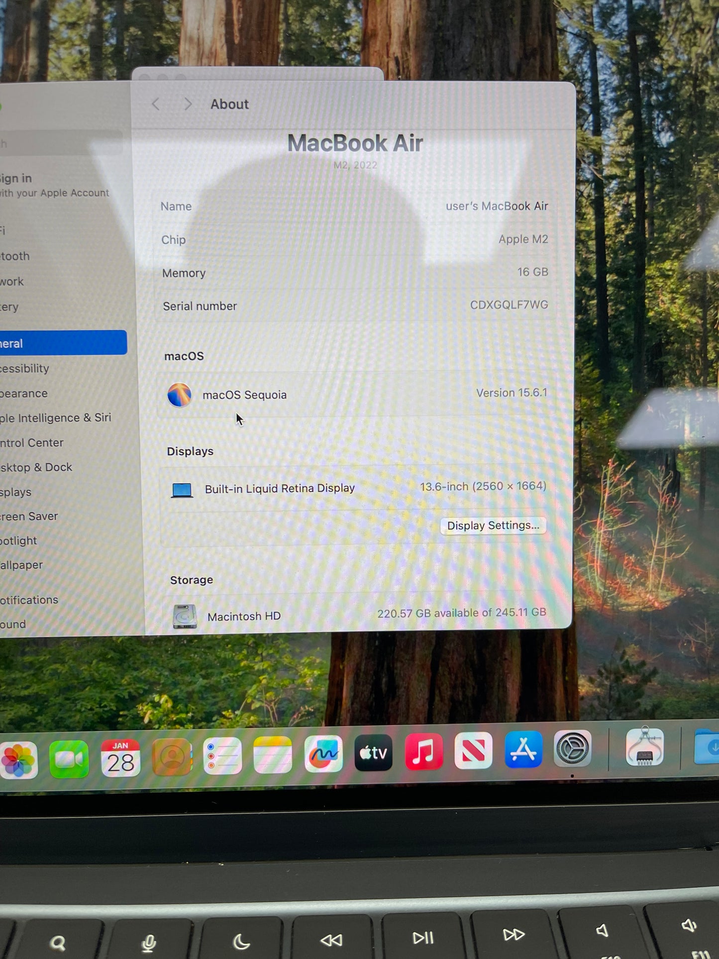 2022 Apple MacBook Air 13.6" M2 8C GPU 3.5GHz 16GB RAM 256GB SSD A2681