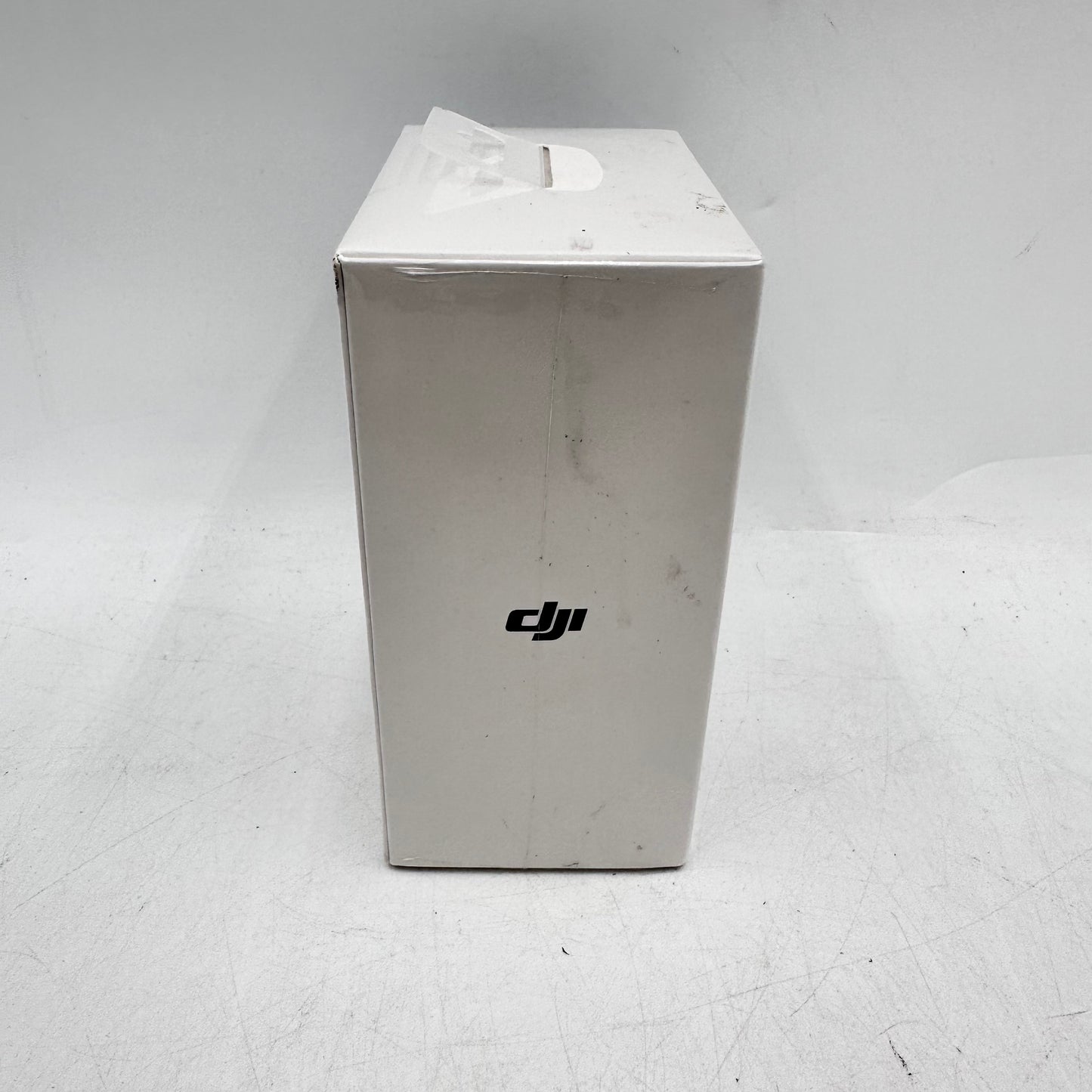 New DJI MIC (2 TX + 1 RX + Charging Case), Wireless Microphone AST01