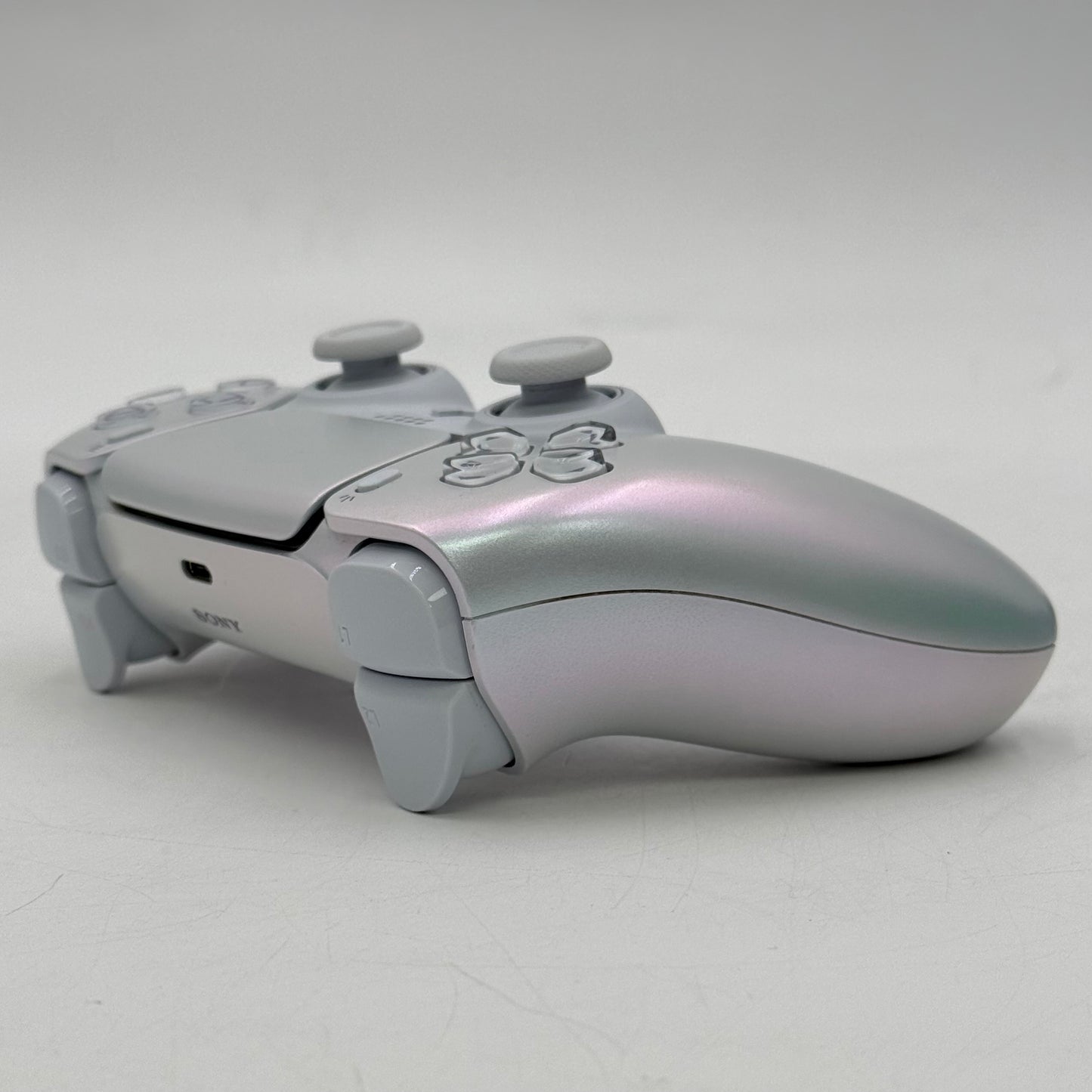 Sony PlayStation 5 PS5 DualSense Wireless Controller Chroma Pearl CFI-ZCT1W