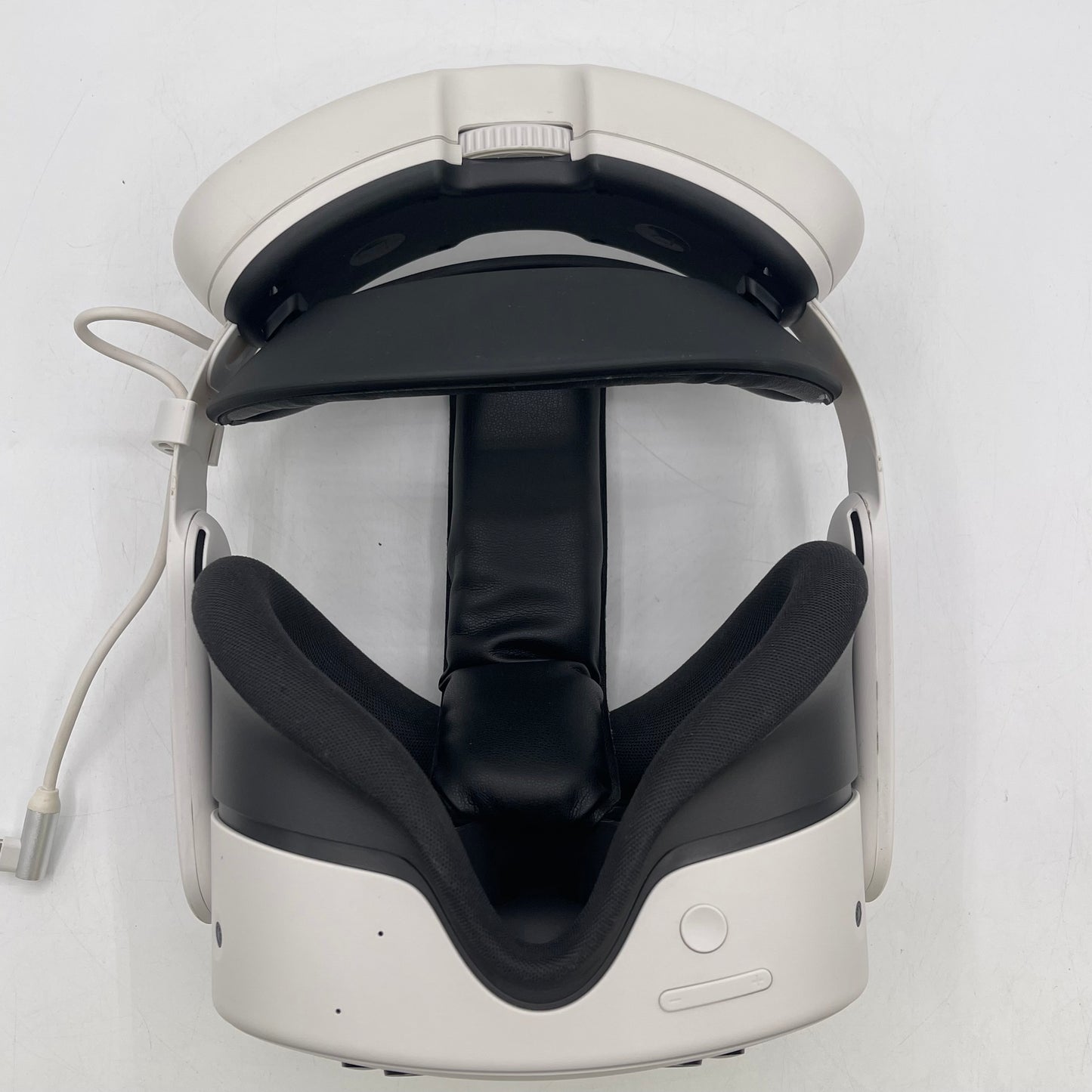 Meta Quest 3S 128GB Standalone All-in-One VR Headset P97