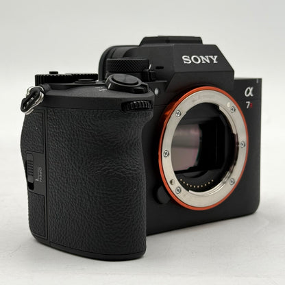 New Sony Alpha 7R VI 66.8MP Full-Frame Mirrorless Digital Camera