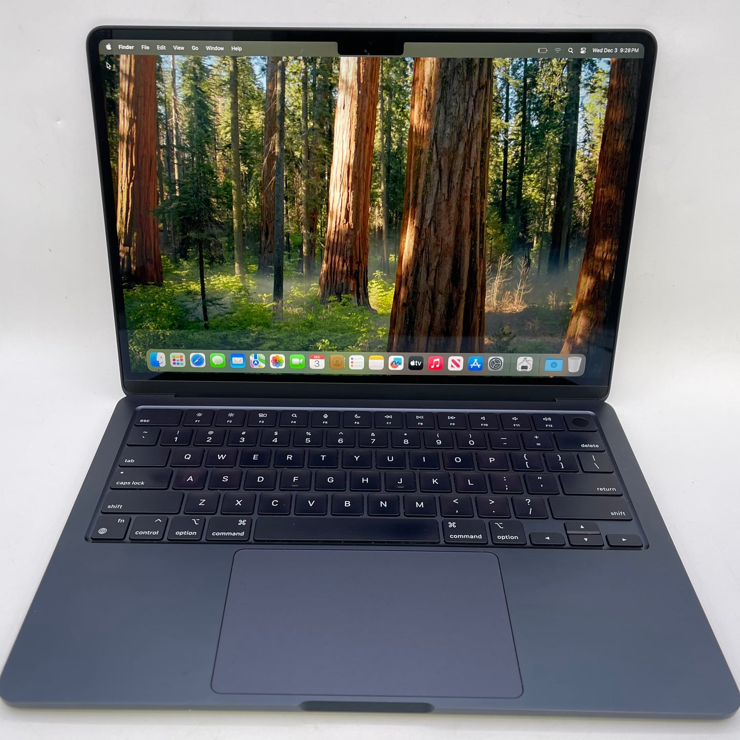 2024 Apple MacBook Air 13.6" M3 8C GPU 16GB RAM 256GB SSD A3113