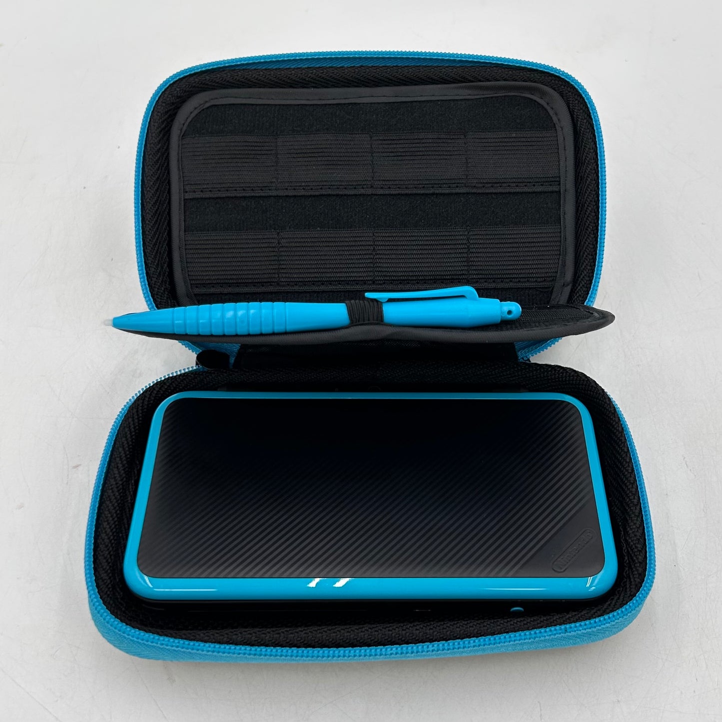 New Nintendo 2DS XL Handheld Game Console JAN-001 Black/Turquoise