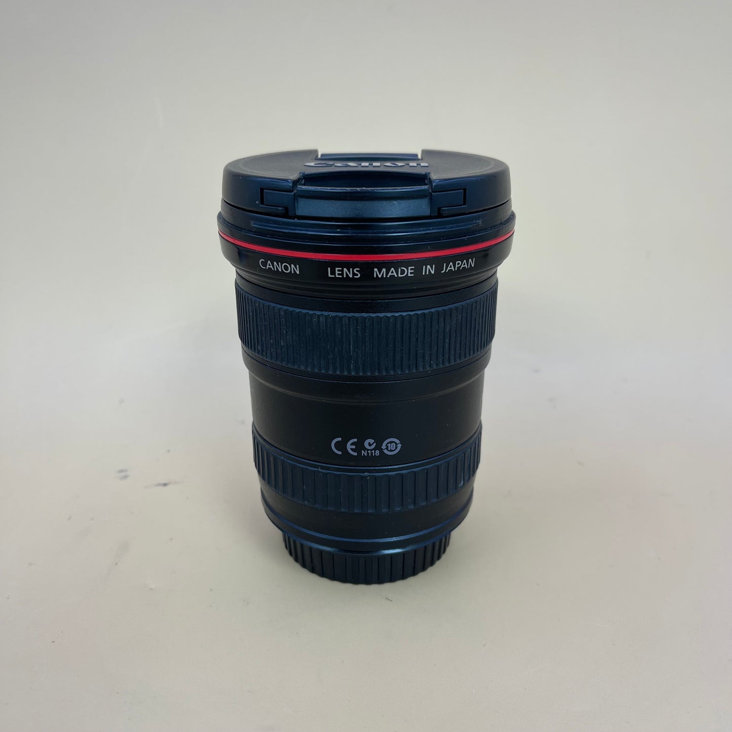 Canon EF Ultrasonic Lens 17-40mm f/4