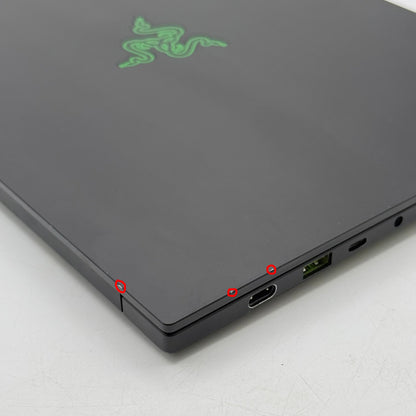 Razer Blade 14 RZ09-0530 14" Ryzen AI 9 365 64GB RAM 2TB SSD GeForce RTX 5070