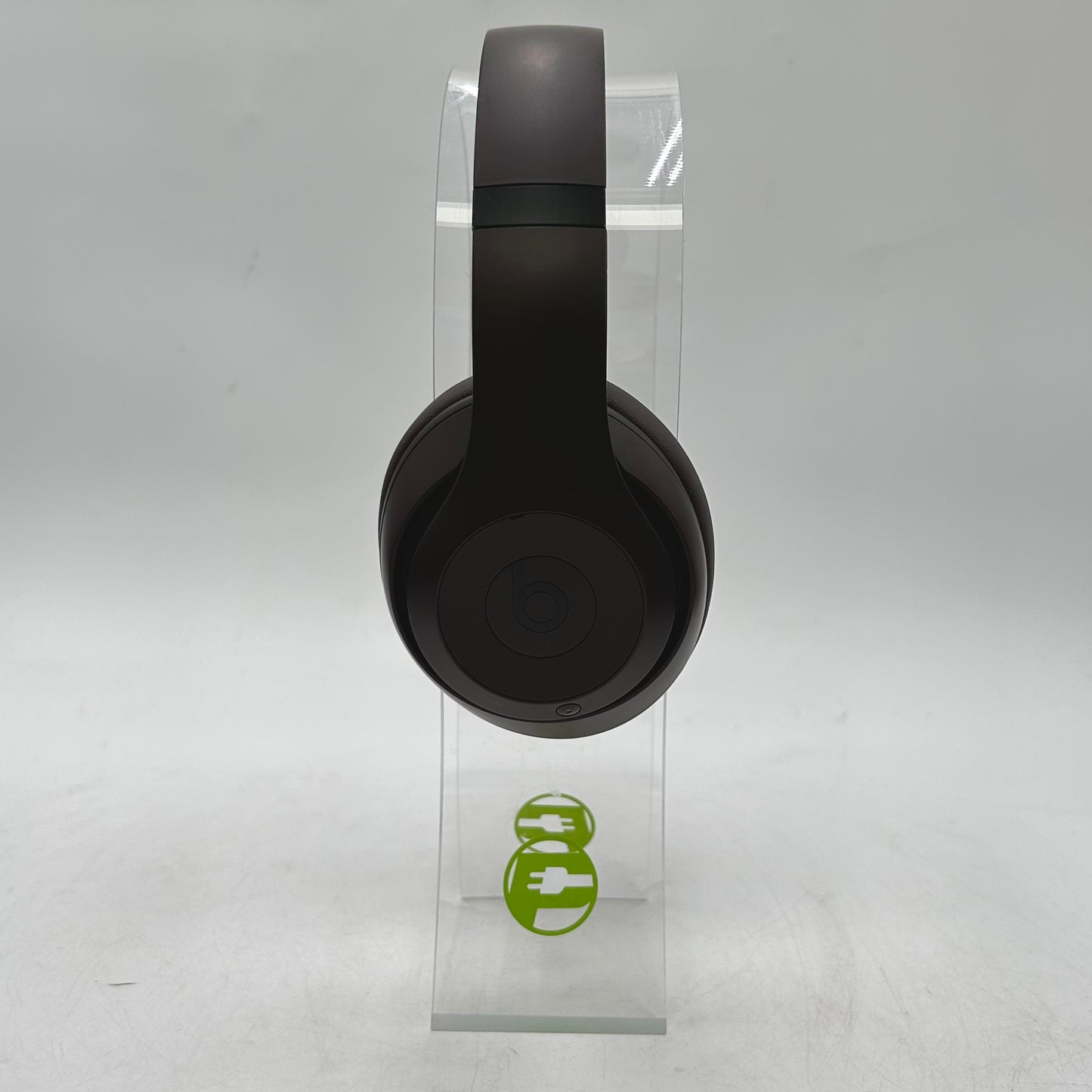 Beats Studio Pro Wireless Over-Ear Bluetooth Headphones Deep Brown A2924