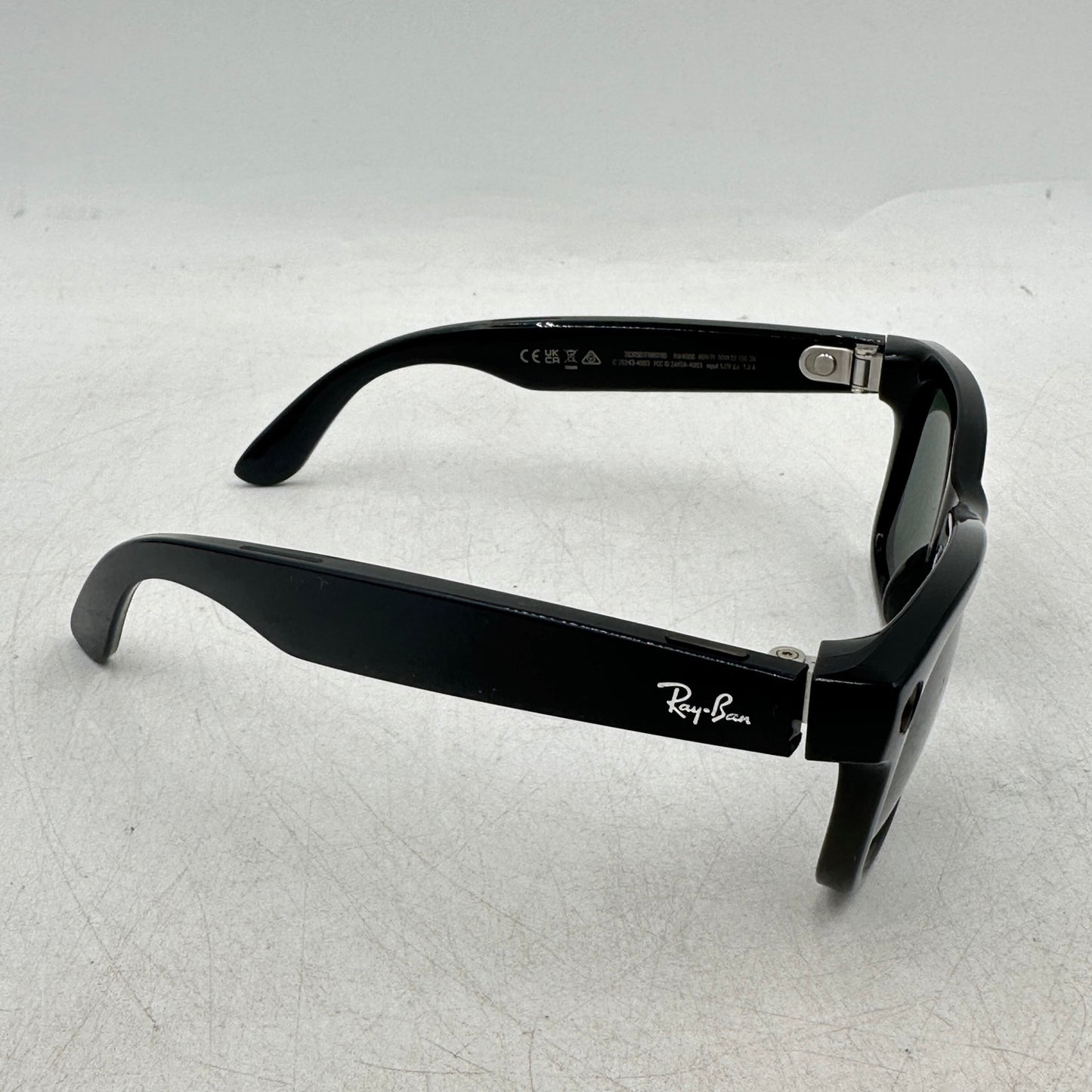 Ray-Ban Meta Wayfarer 019D Smart Glasses RW4006 Shiny Black/G15 Green Plano