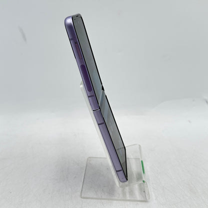Unlocked Samsung Galaxy Z Flip3 8GB RAM 128GB SM-F711U Lavender READ
