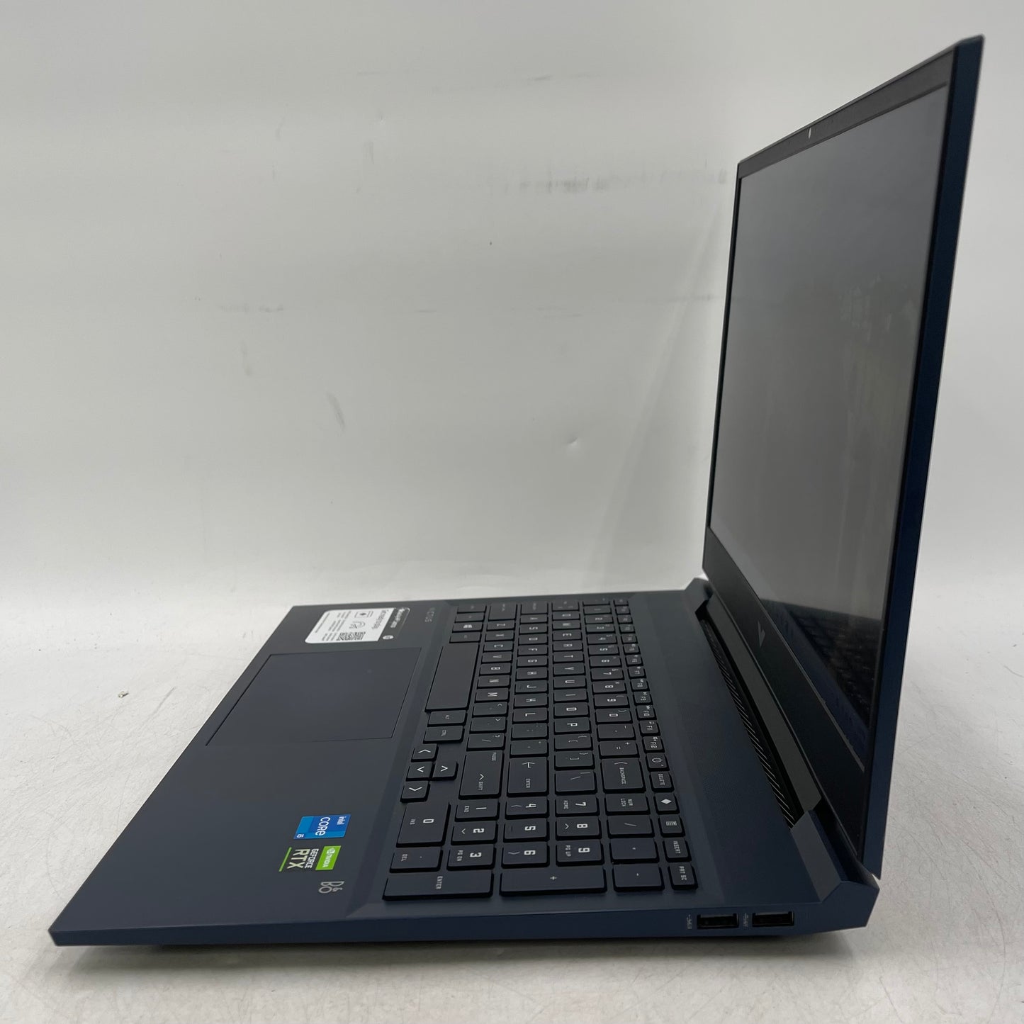 HP Victus 16-D0013DX 16.1 i5-11400H 2.7GHz 8GB RAM 256GB SSD GeForce RTX 3050