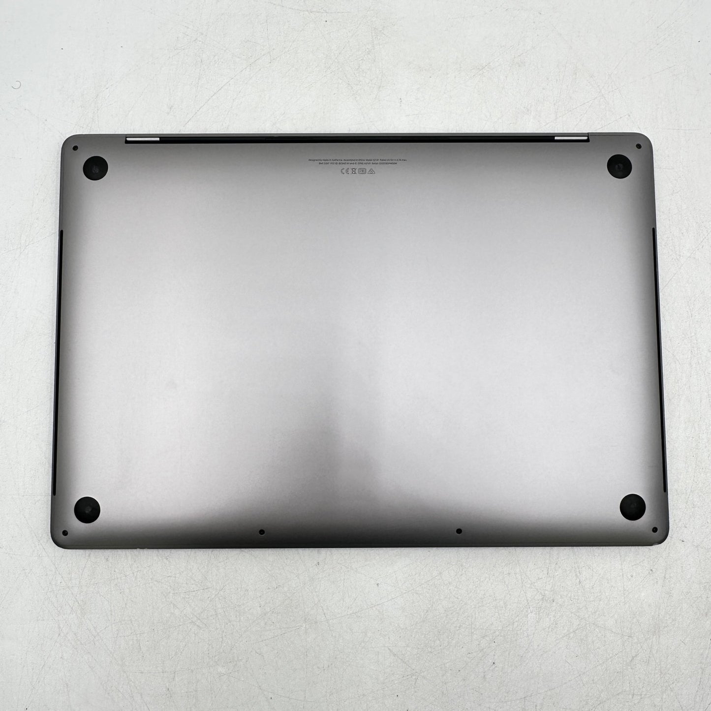 2019 Apple MacBook Pro 16" i7 2.6GHz 16GB RAM 512GB SSD Space Gray A2141