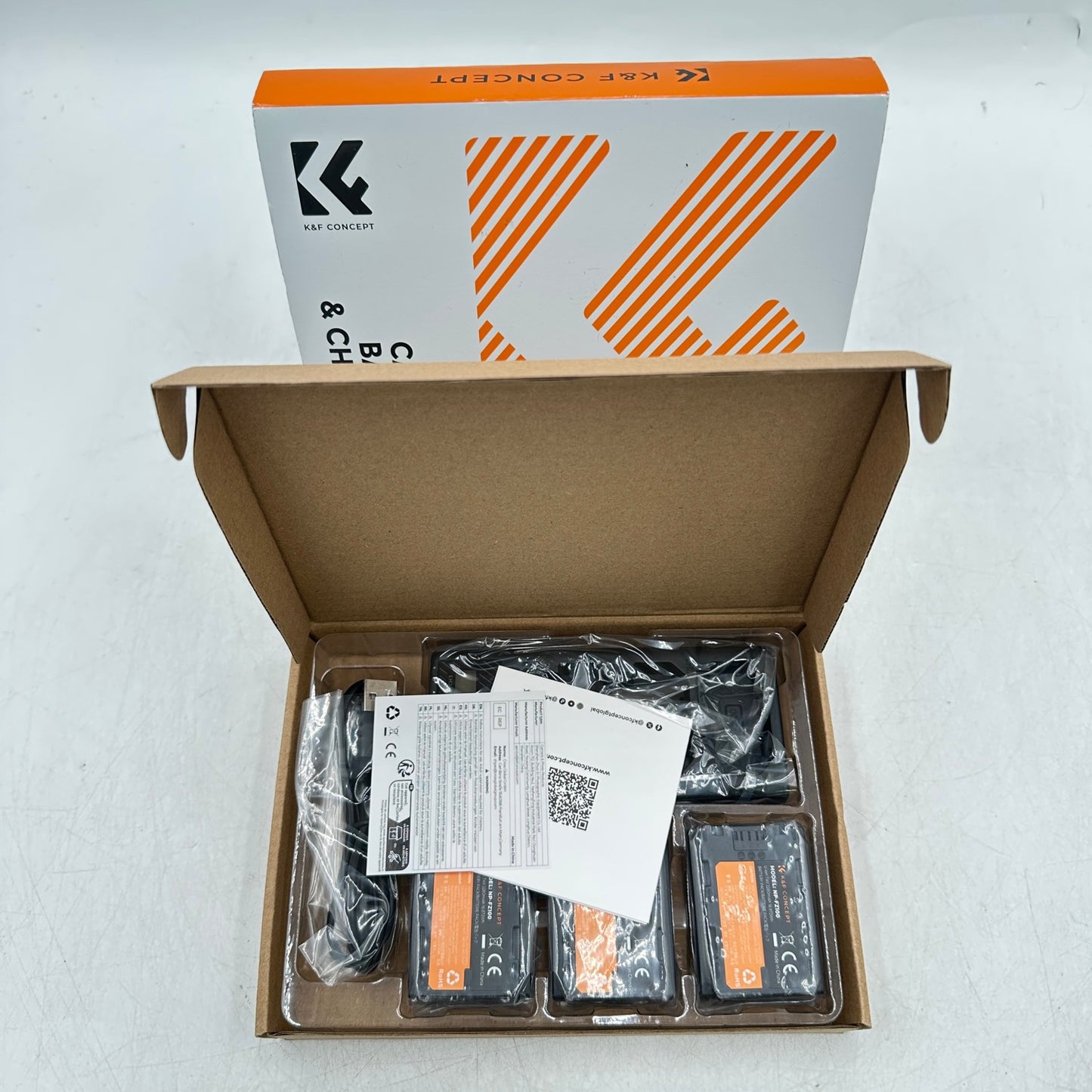 New K&F Concept NP-FZ100  3 Pack Battery Charger for Sony A7iii A6700 KF28.0038