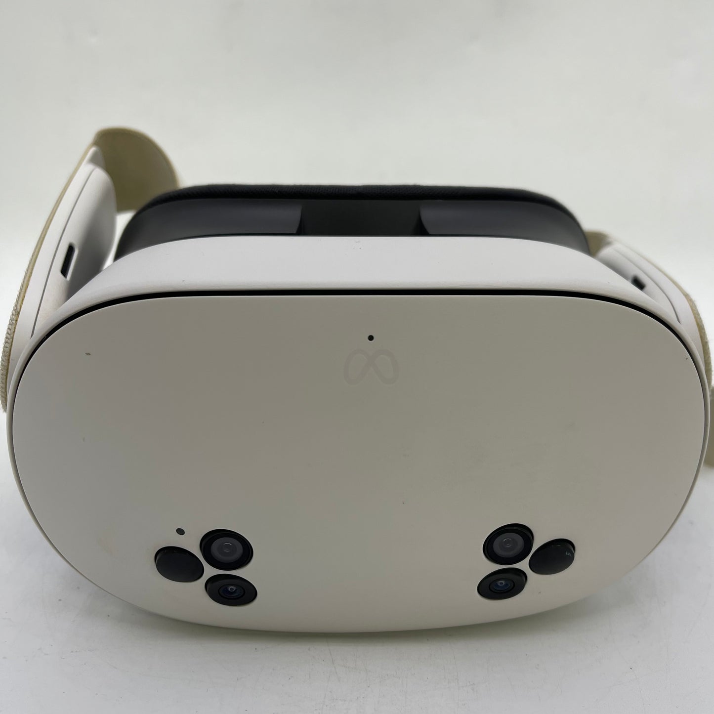 Meta Quest 3S 128GB Standalone All-in-One VR Headset KW49CM