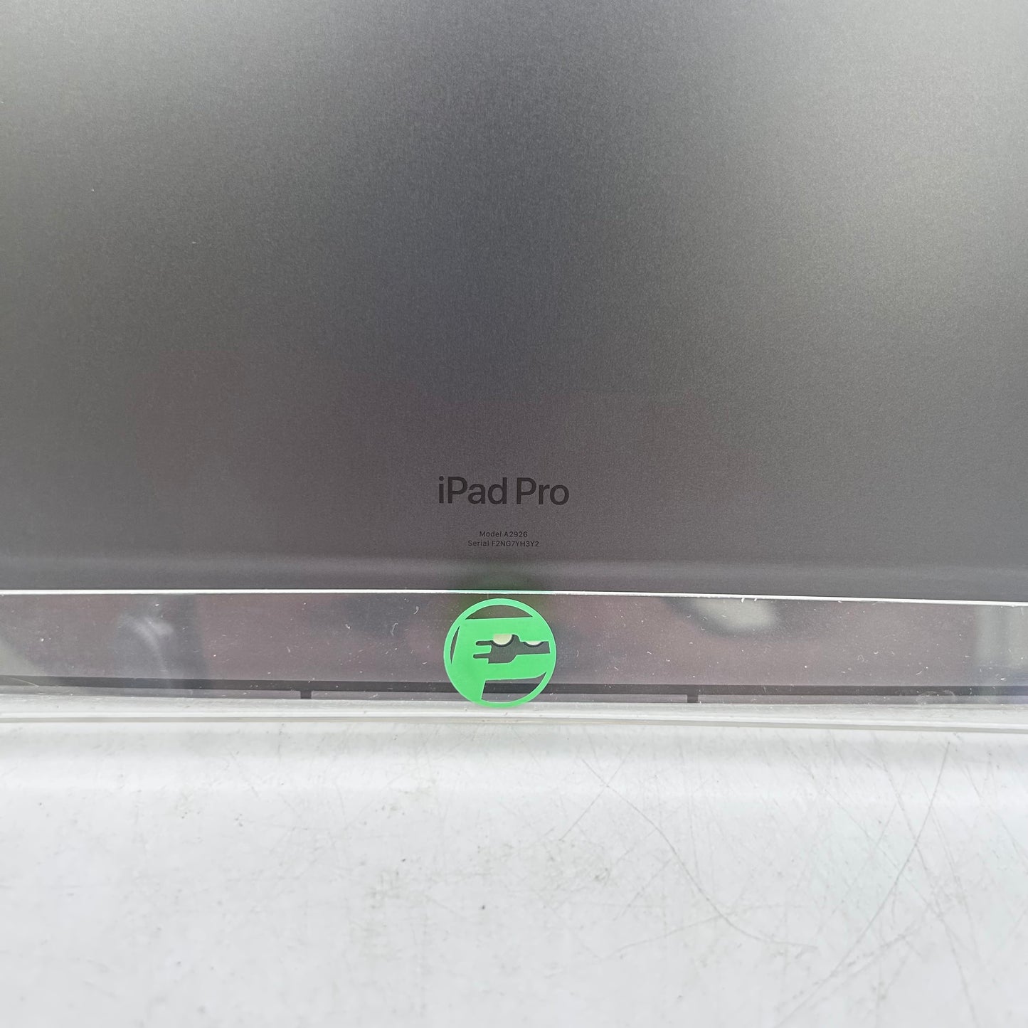 WiFi Only Apple iPad Pro 13" M4 512GB Space Black MVXU3LL/A Read