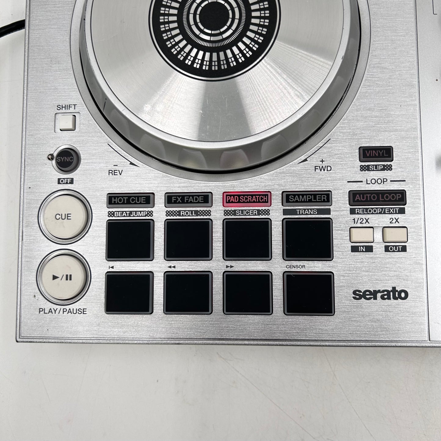Pioneer DJ DDJ-SB3 2-Channel DJ controller Read