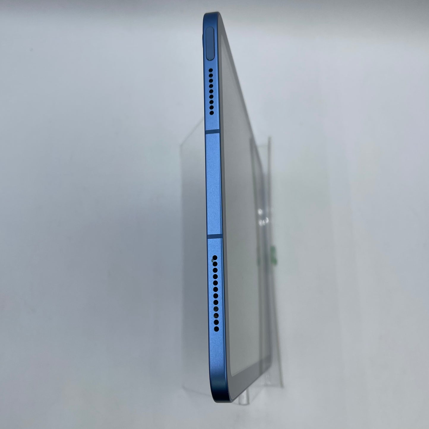 Unlocked Apple iPad 11" (A16) 128GB Blue MD7G4LL/A