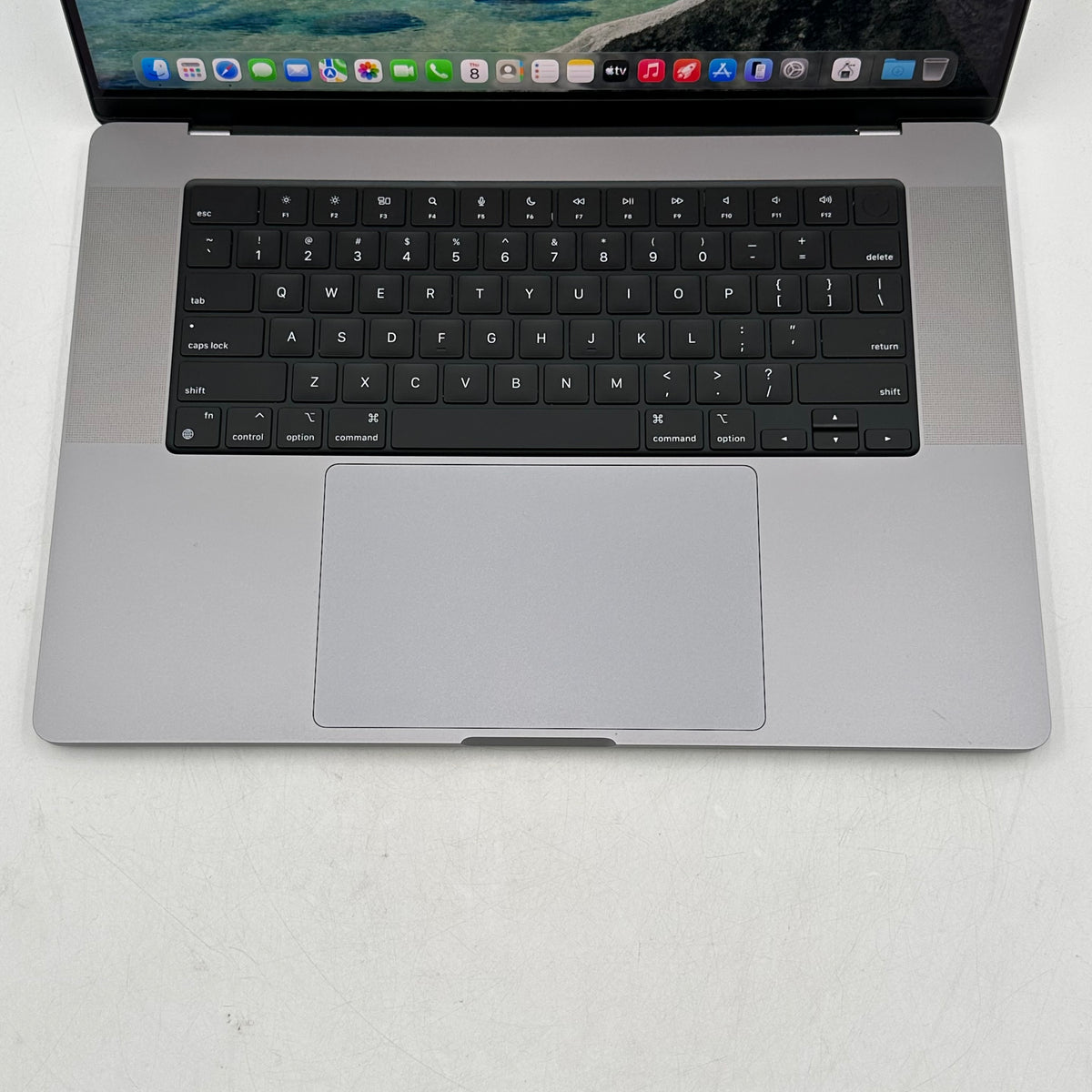 2021 Apple MacBook Pro 16" M1 Pro 16C GPU 3.2GHz 16GB RAM 1TB SSD A2485