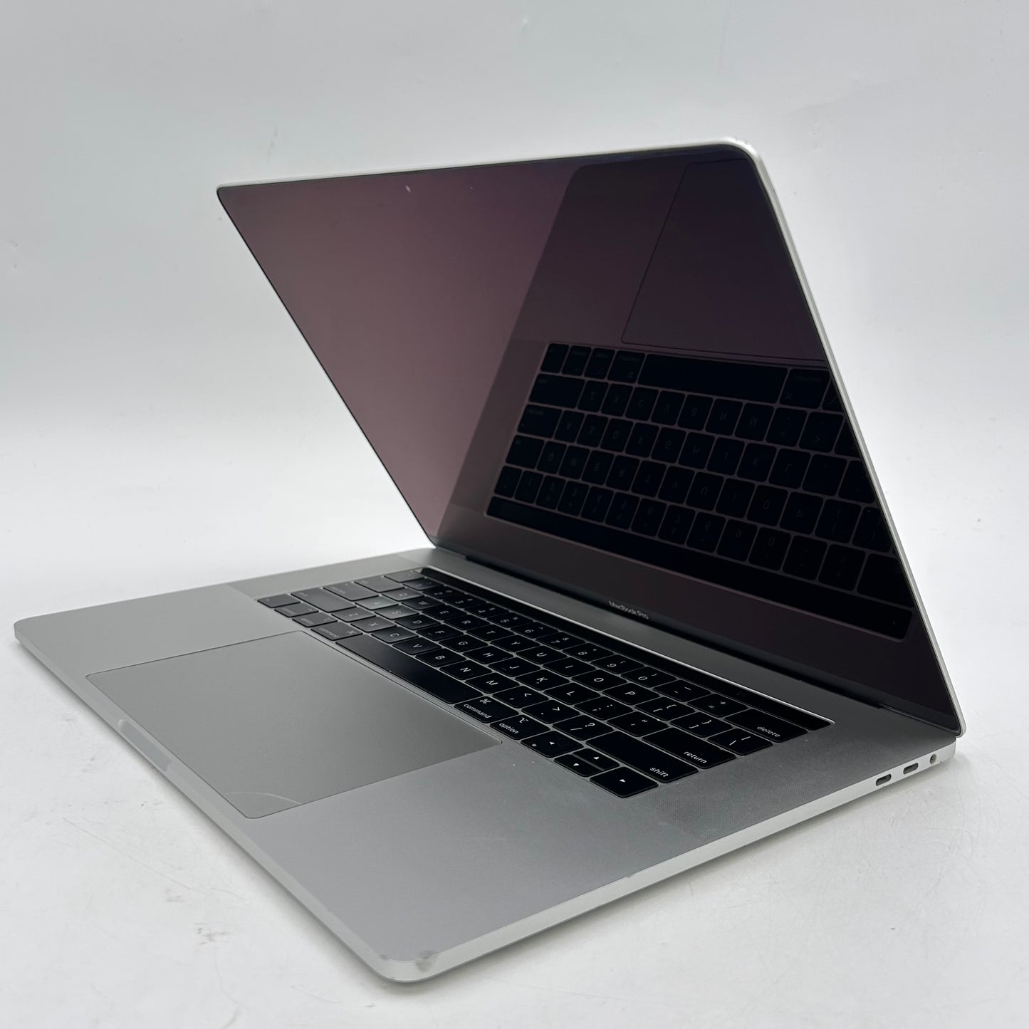 2018 Apple MacBook Pro 15" i7 2.7GHz 16GB RAM 1TB SSD Silver A1990 Read