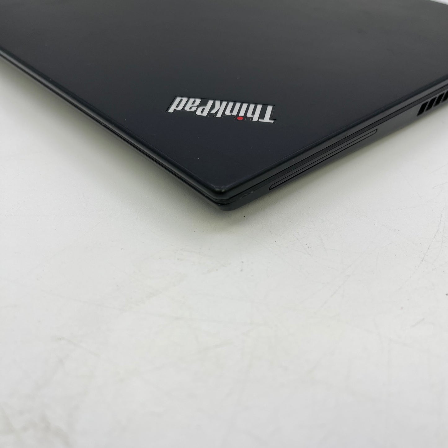 Lenovo ThinkPad T14 Gen 1 14" Ryzen 5 Pro 4650U 2.1GHz 8GB RAM 256GB SSD