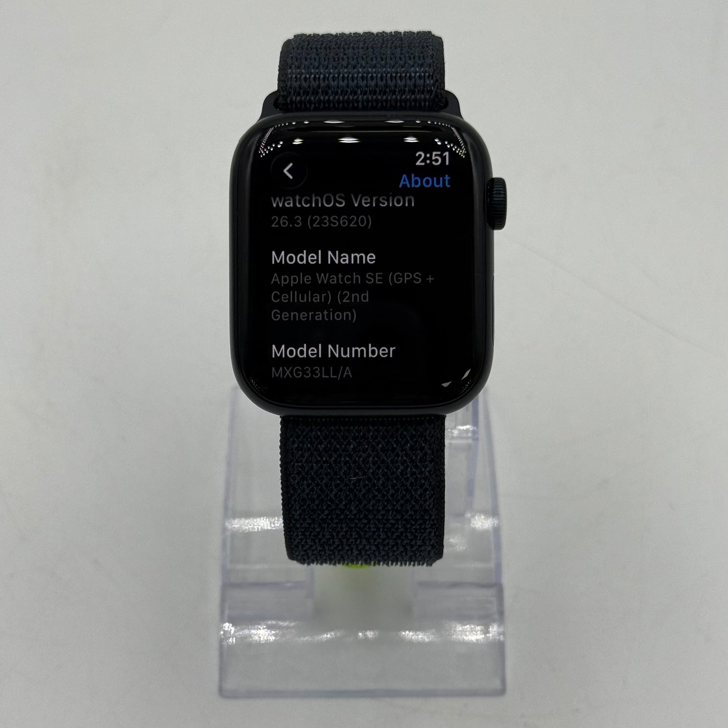 Unlocked Apple Watch SE 2nd Gen 44MM Midnight Aluminum Anchor Blue Sport Loop