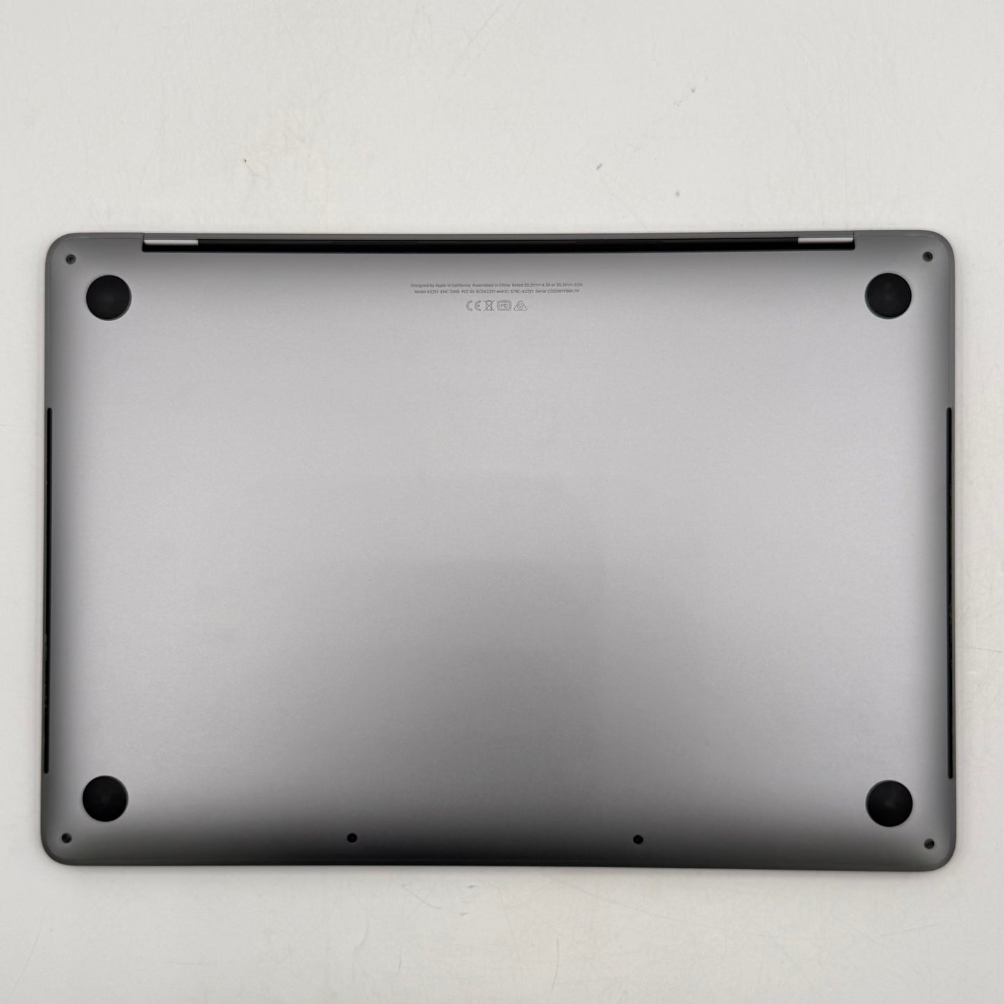 2020 Apple MacBook Pro 13.3" i5 2.0GHz 16GB RAM 512GB SSD Space Gray A2251