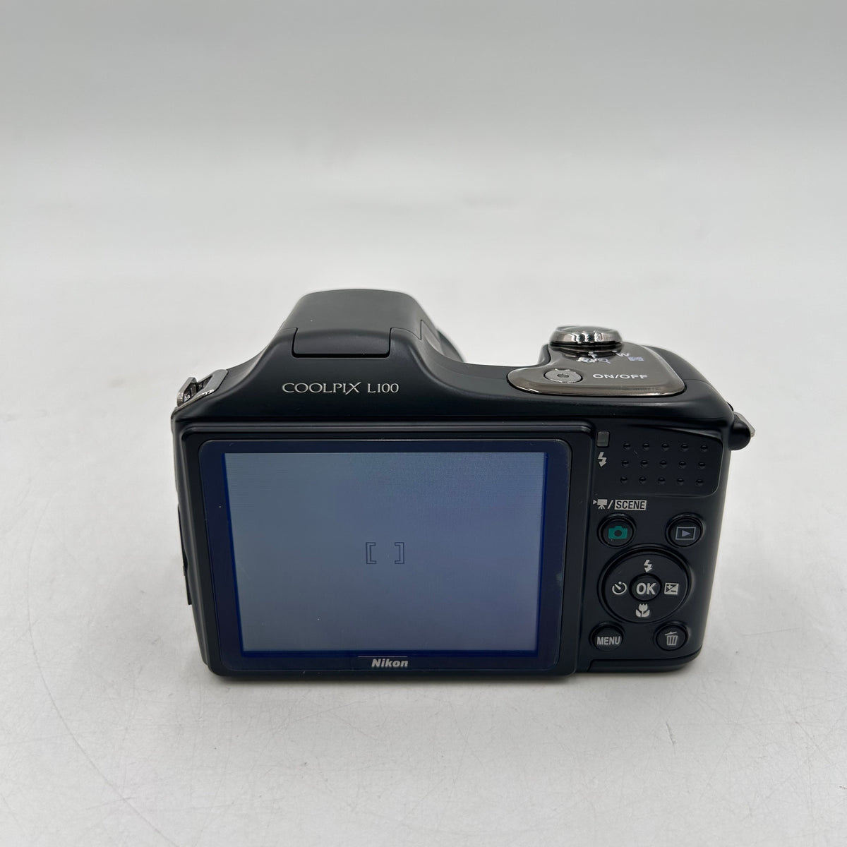 Nikon COOLPIX L100 10.0MP Compact Camera