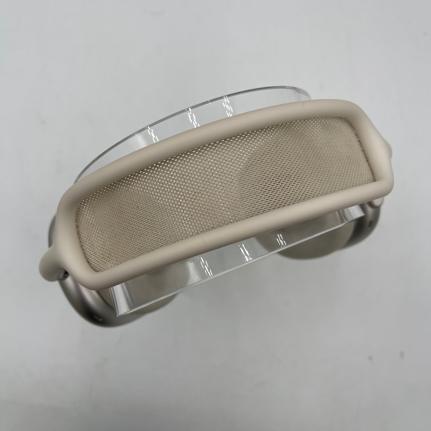 Apple AirPods Max Wireless Over-Ear Headphones Starlight MWW53AM/A