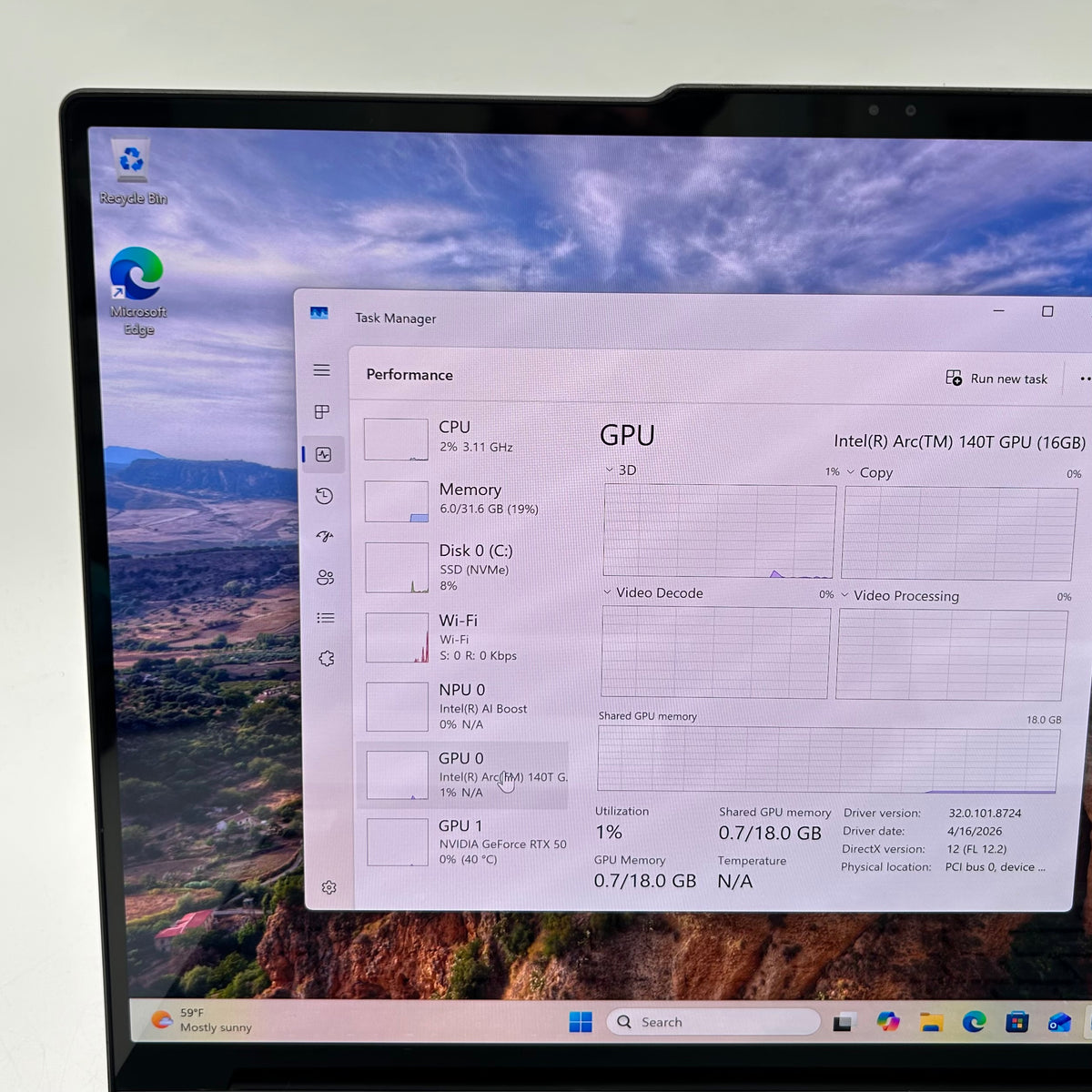 Lenovo Yoga Pro 9 16iah10 16" Core Ultra 9 32GB RAM 1TB SSD GeForce RTX 5050