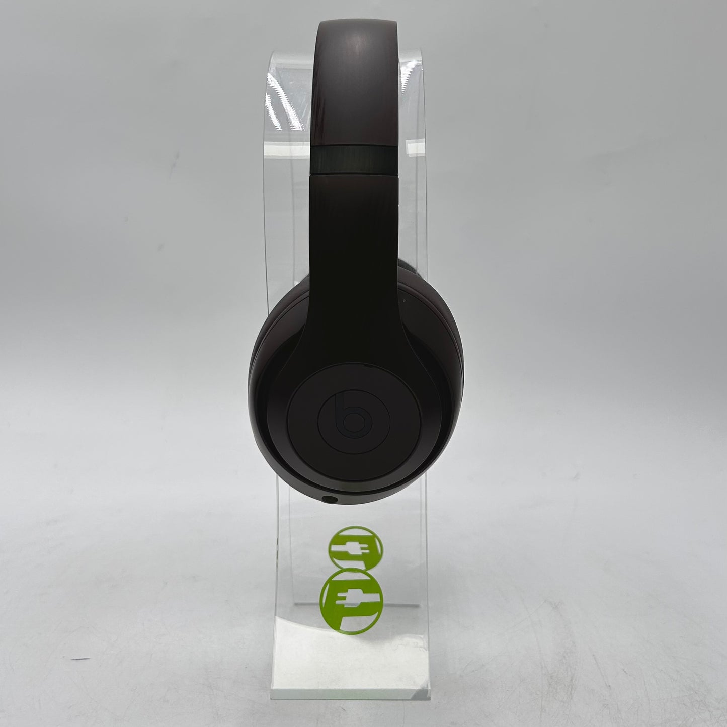 Beats Studio Pro Wireless Over-Ear Bluetooth Headphones Deep Brown A2924