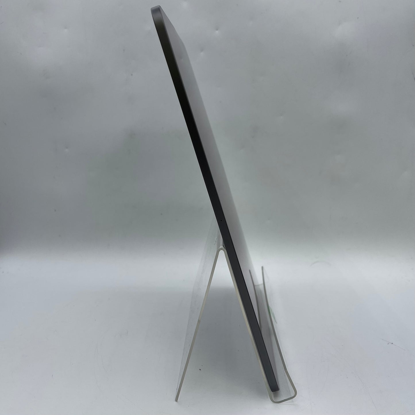 WiFi Only Apple iPad Pro 12.9" 3rd Gen 256GB Space Gray MTFL2LL/A