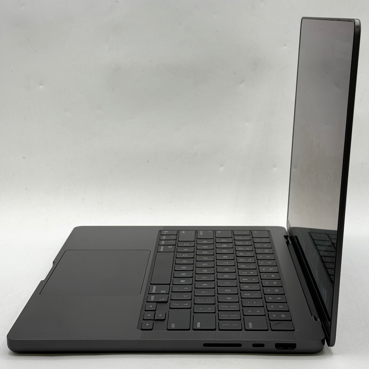 2025 Apple MacBook Pro 14" M5 10C GPU 4.6GHz 16GB RAM 1TB SSD A3434