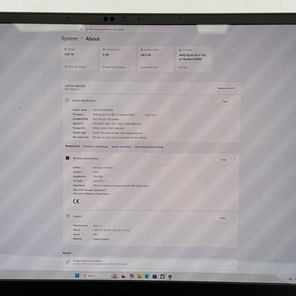 Razer Blade 14 RZ09-0530 14" Ryzen AI 9 365 64GB RAM 2TB SSD GeForce RTX 5070