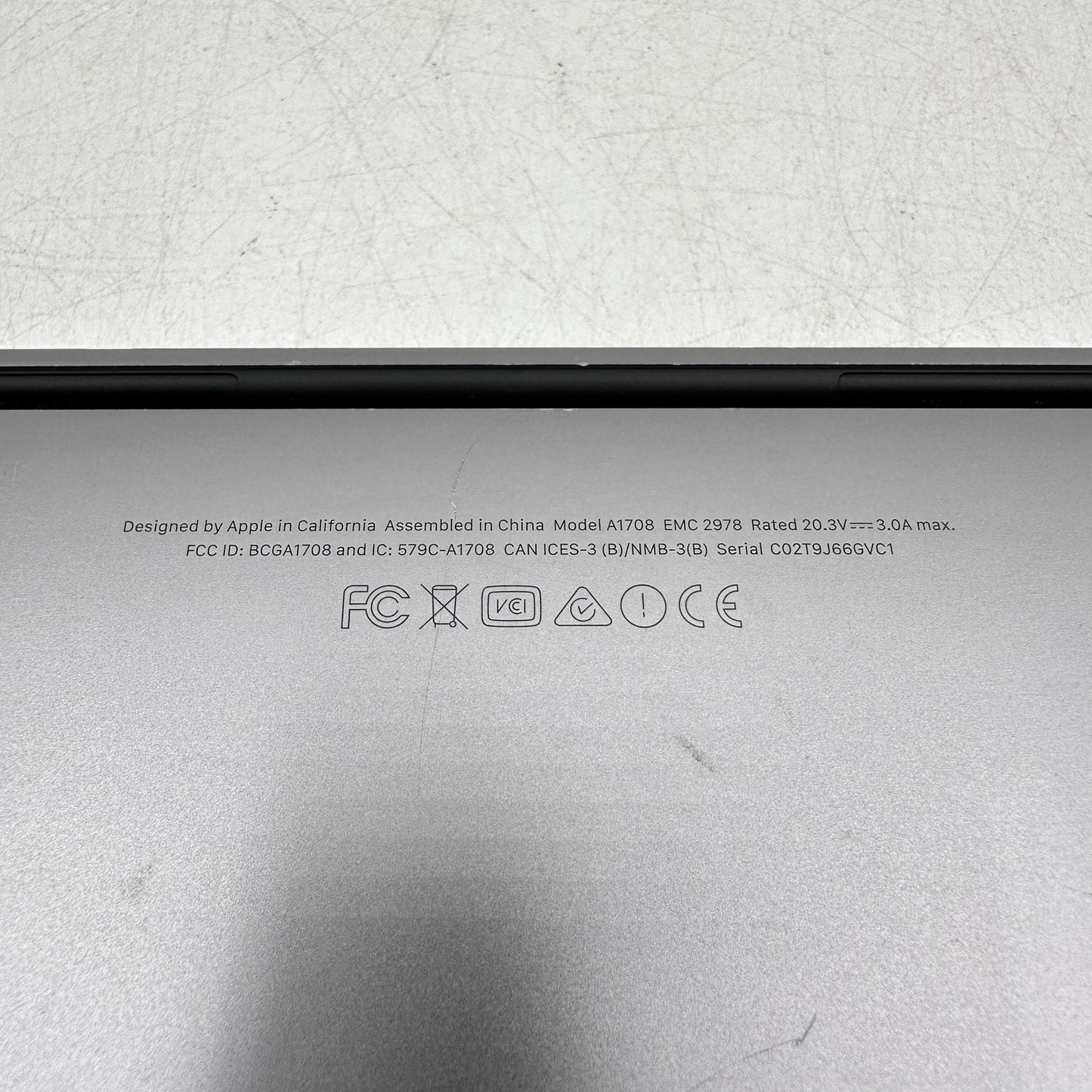 Broken 2016 Apple MacBook Pro 13.3" i5-6360U 8GB RAM 256GB SSD A1708 No Power