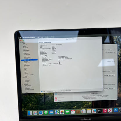 2020 Apple MacBook Air 13.3" i5 1.1GHz 16GB RAM 512GB SSD Space Gray A2179