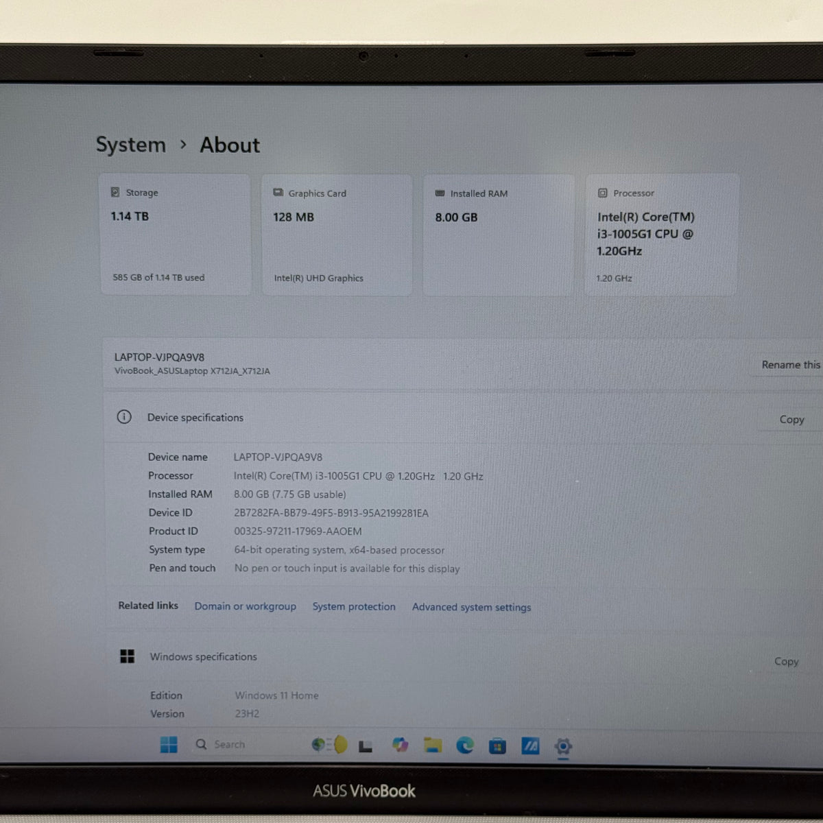 Asus Vivobook 17 X712J 17.3" i3-1005G1 1.2GHz 8GB RAM 1TB HDD 256GB SSD READ