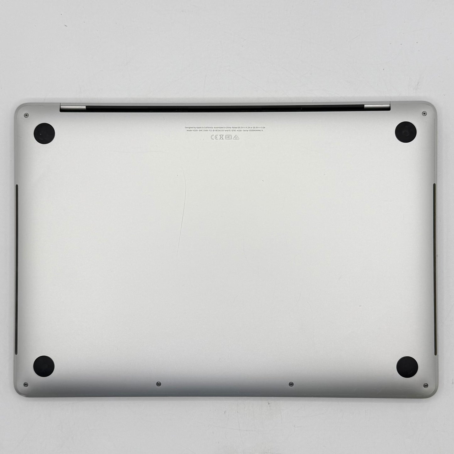 2020 Apple MacBook Pro 13.3" i5 2.0GHz 16GB RAM 512GB SSD Space Gray A2251