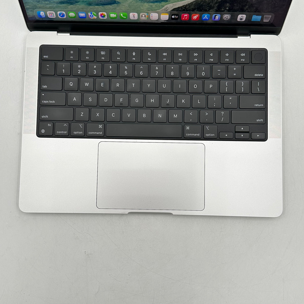 2023 Apple MacBook Pro 14" M3 10C GPU 4.0GHz 8GB RAM 512GB SSD A2918