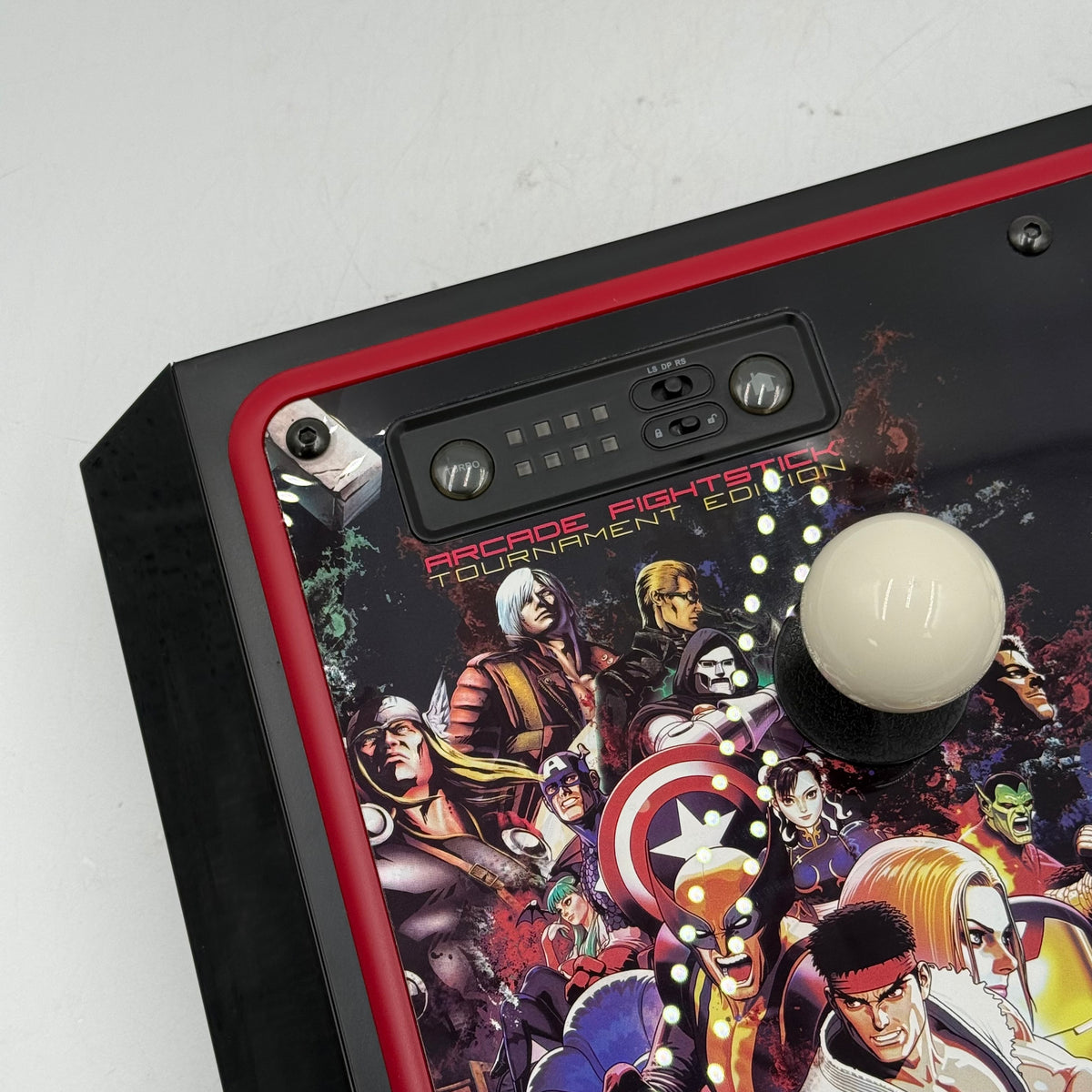 Mad Catz Marvel VS Capcom 3 Tornament Edition Arcade Fightstick 8838X