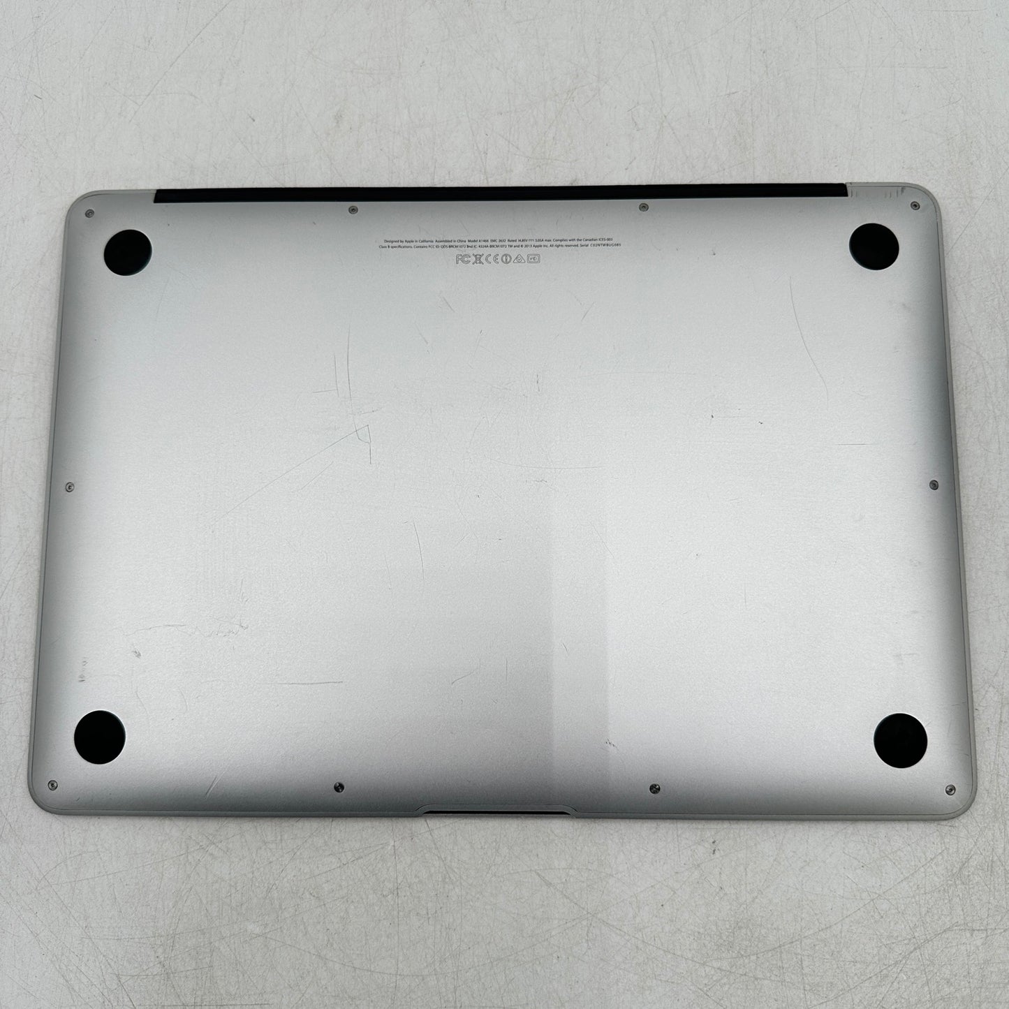 2014 Apple MacBook Air 13.3" i5-4260U 1.4GHz 4GB RAM 128GB SSD Silver A1466