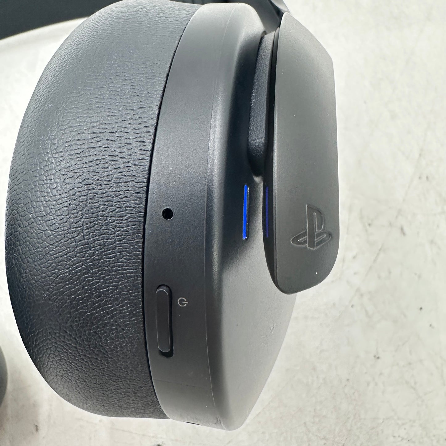 Sony Pulse 3D Wireless Headset for PS5/PS4/PC + Audio Cable | No Dongle