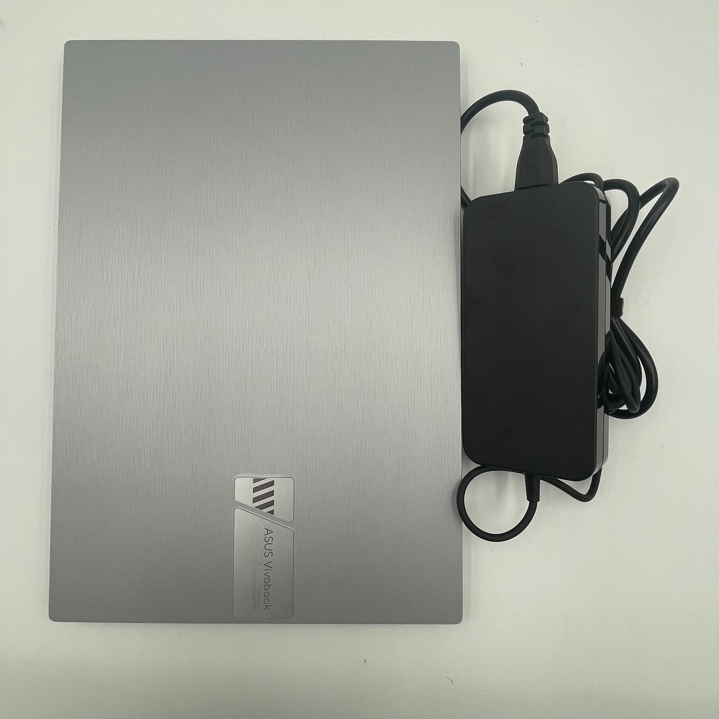 Asus Vivobook 16X OLED K3605V i9-13900H 2.6GHz 16GB RAM 1TB SSD GeForce RTX 4050