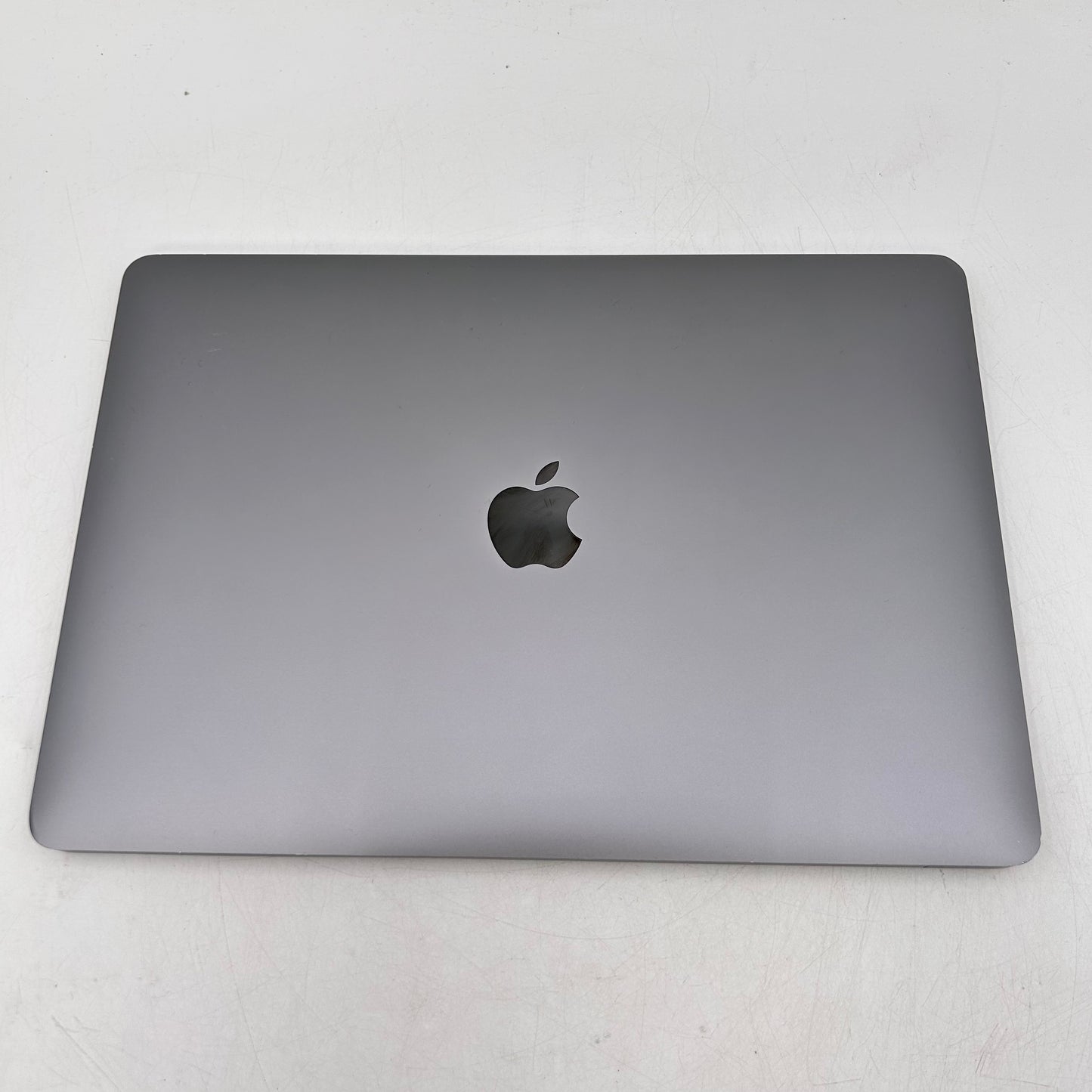 2020 Apple MacBook Air 13.3" i5 1.1GHz 16GB RAM 512GB SSD Space Gray A2179