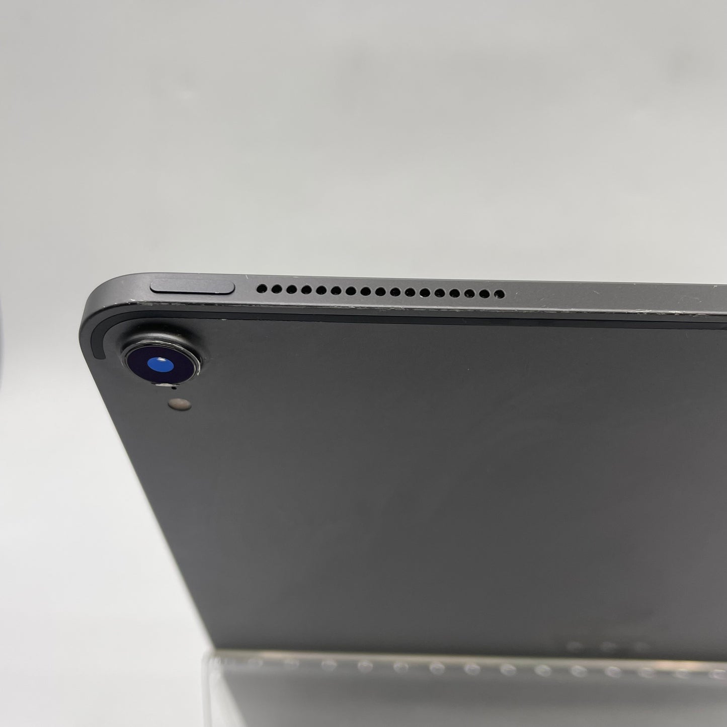 WiFi Only Apple iPad Pro 12.9" 3rd Gen 256GB Space Gray MTFL2LL/A